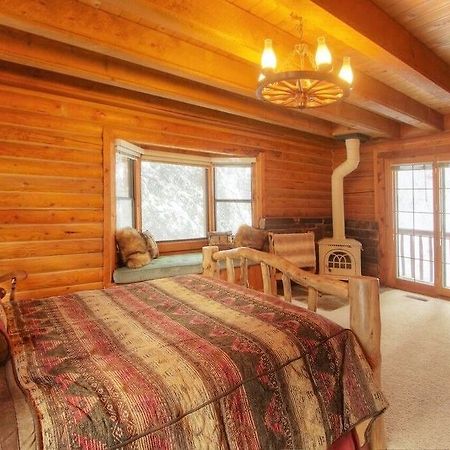 Log Cabin On The Stream Sundance ภายนอก รูปภาพ